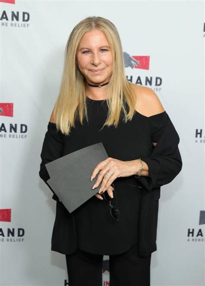 24+ Barbra Streisand Height And Weight UzoamakaKenzi
