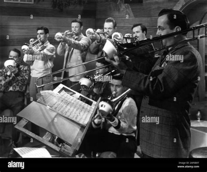 9/1/14 Glenn Miller In The Mood From The Movie Sun Valley