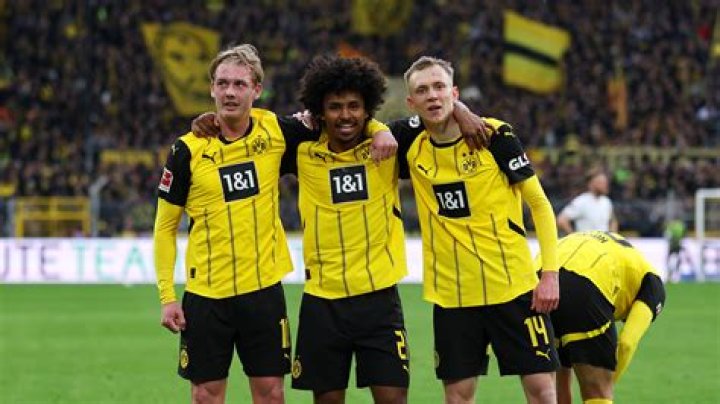 Borussia Dortmund 'eyeing a swoop for Jude Bellingham's 16yearold