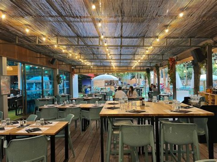 Chez Molly C&ocirc;t&eacute; Guinguette Tapas &agrave; Toulouse Montaudran