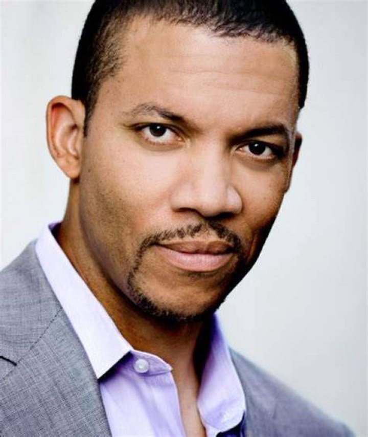 Christopher B. Duncan Movies, Bio and Lists on MUBI