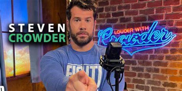 Comedian Steven Crowder's estranged wife Hilary posts cryptic 'divorce