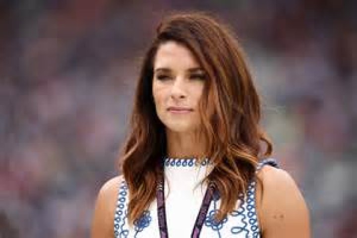 Danica Patrick height and weights