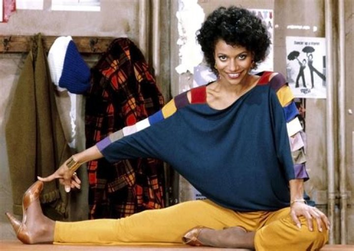 Debbie Allen played the role of Emma in (1) episode " If The Dress Fits