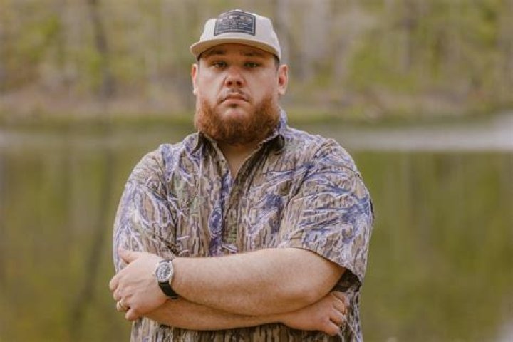 Did Luke Combs' Brother Pass Away?