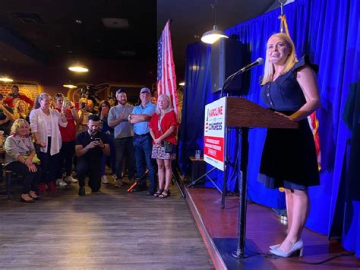 Gen Z candidate Karoline Leavitt outraised “establishment” candidate in