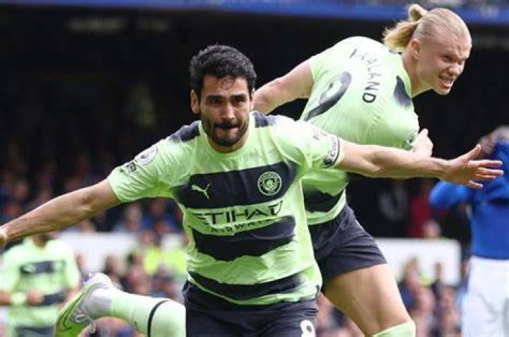 G&uuml;ndogan "J'aurais aim&eacute; pouvoir &ecirc;tre comme Lamine Yamal &agrave; son &acirc;ge"