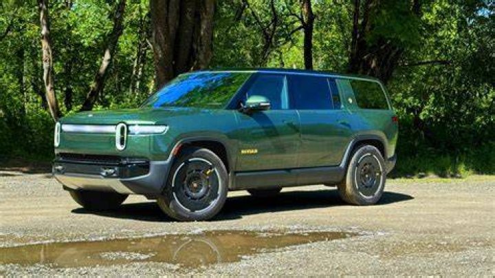 Is The Rivian R1S The Ultimate Electric Sport Utility Vehicle