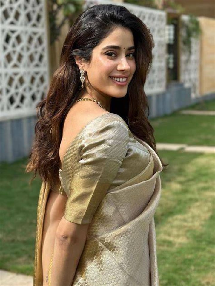 Janhvi Kapoor's exboyfriend Shikhar Pahariya कौन हैं Janhvi Kapoor