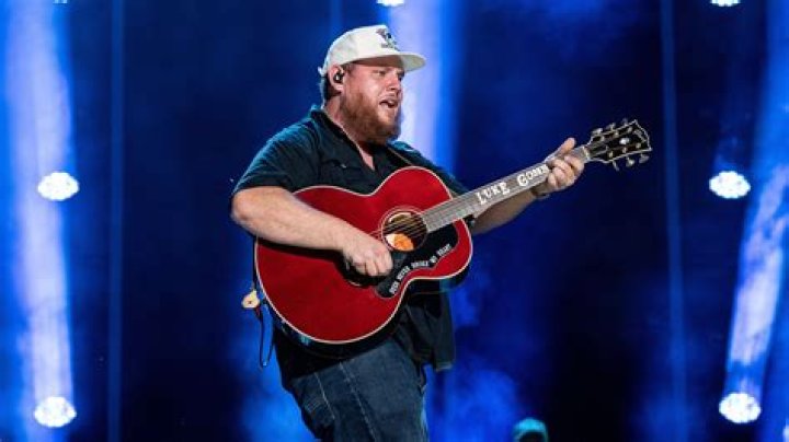 Luke Combs On LifeAltering Experience Of A Father “Priority