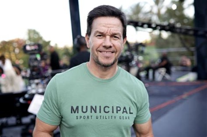 Mark Wahlberg crashed a frat party at daughter’s college ‘It was nuts