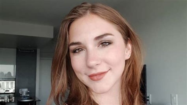 Mikhaila Peterson Plastic Surgery Why Does She Look Unrecognizable?