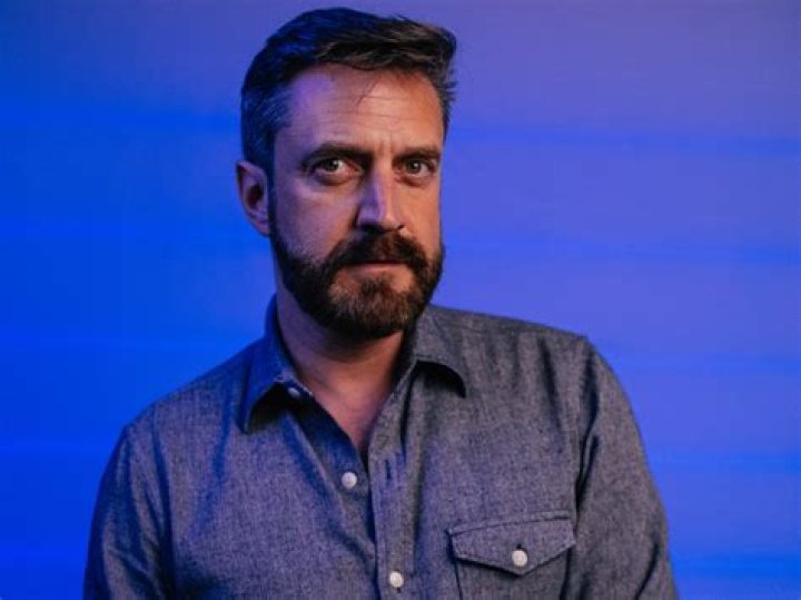 Odds & Ends Raul Esparza Exits Law & Order Special Victims Unit
