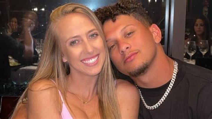 Patrick, Brittany Mahomes Announce Big News Fans React The Spun