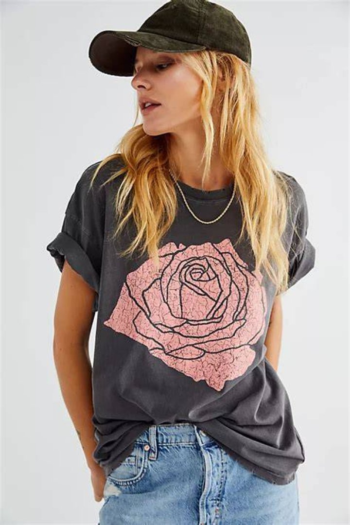 Rose Boyfriend Tee Boyfriend tee, Tees, Women