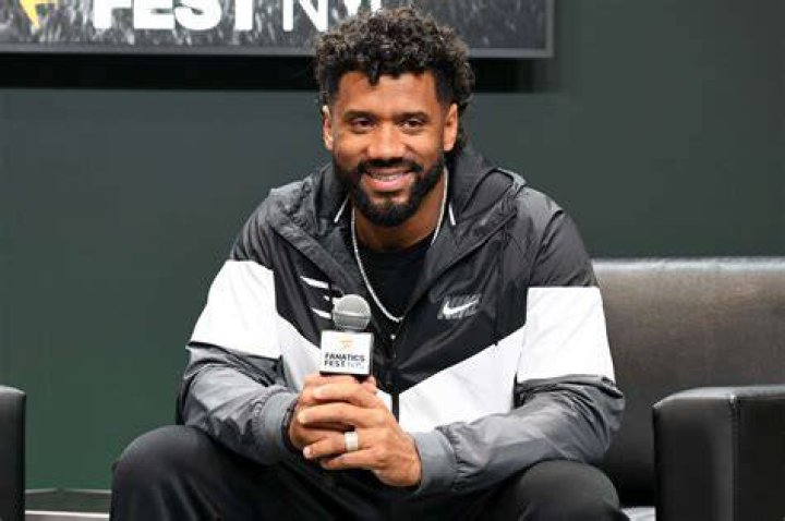 Russell Wilson's ExWife Is Trending All Over The World For Her Meme