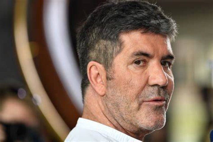 Simon Cowell Undergoes Emergency Surgery After Breaking His Back