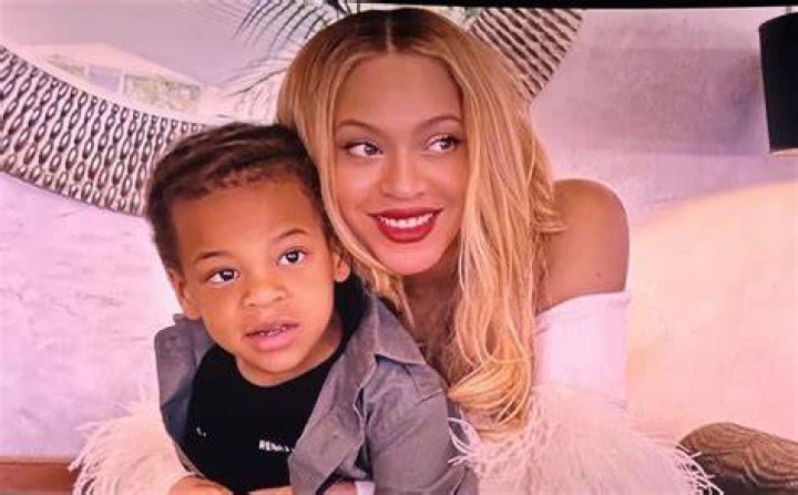 Sir Carter Wiki 2021 Net Worth, Height, Weight, Family & Full