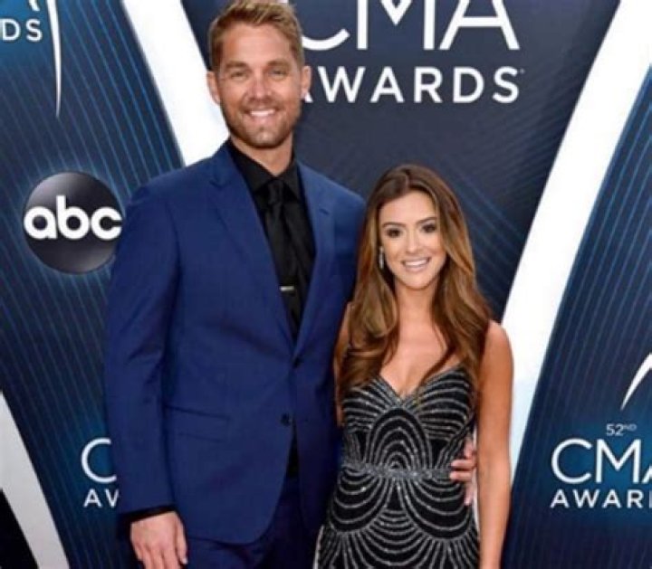 Taylor Mills wiki, bio, age, height, school, married, net worth, husband