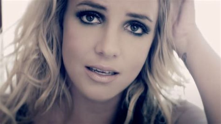 The reaction to Britney's holiday photos shows extreme misogyny