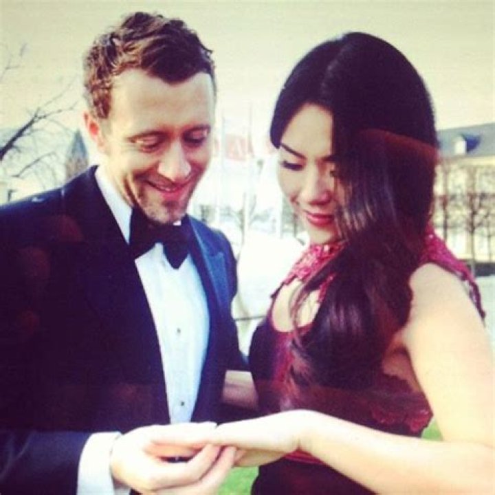 TJ Thyne Engaged to Leah Park&mdash;See Pictures From the Bones Star's