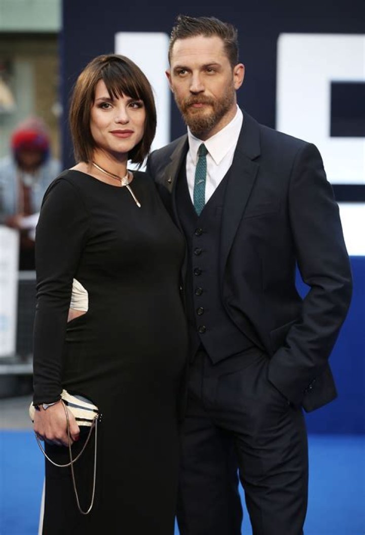 Tom Hardy and wife expecting baby