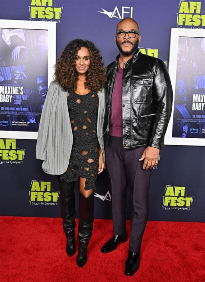 Tyler Perry Baby Boy With Longtime Girlfriend & Gives Him a