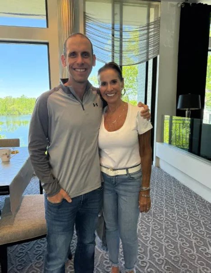 Unveiling The Age Of Seth Gold's Wife: An Informative Exploration