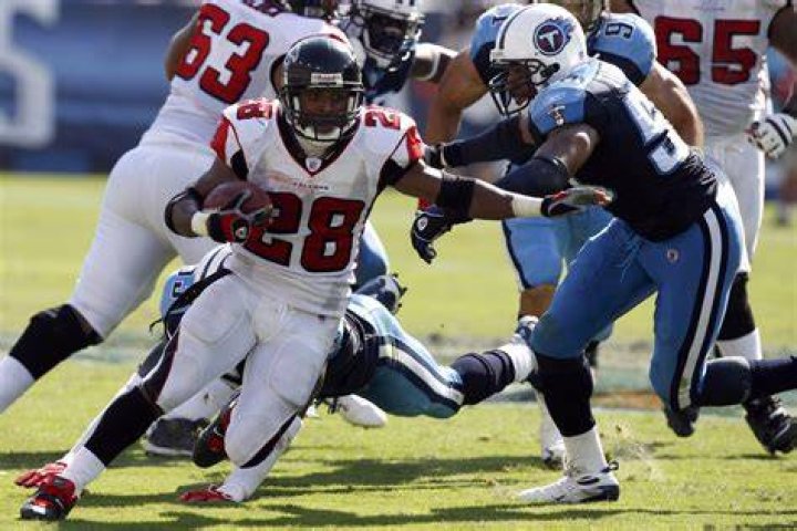 Warrick Dunn remains one of the NFL&rsquo;s alltime good guys