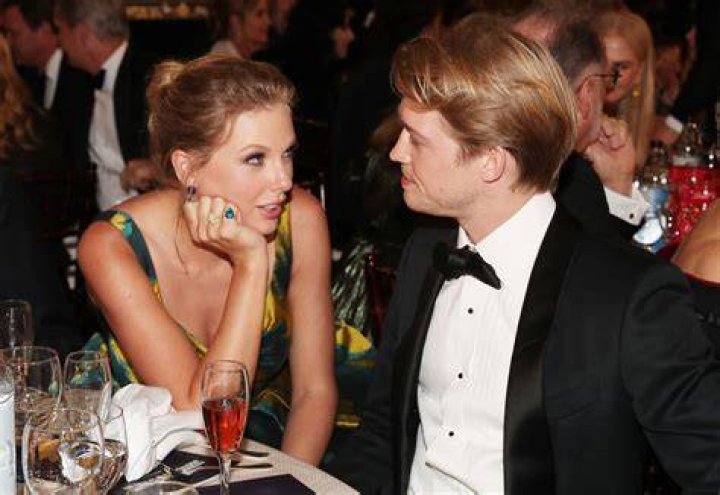 Why Did Taylor Swift And Taylor Lautner Break Up?