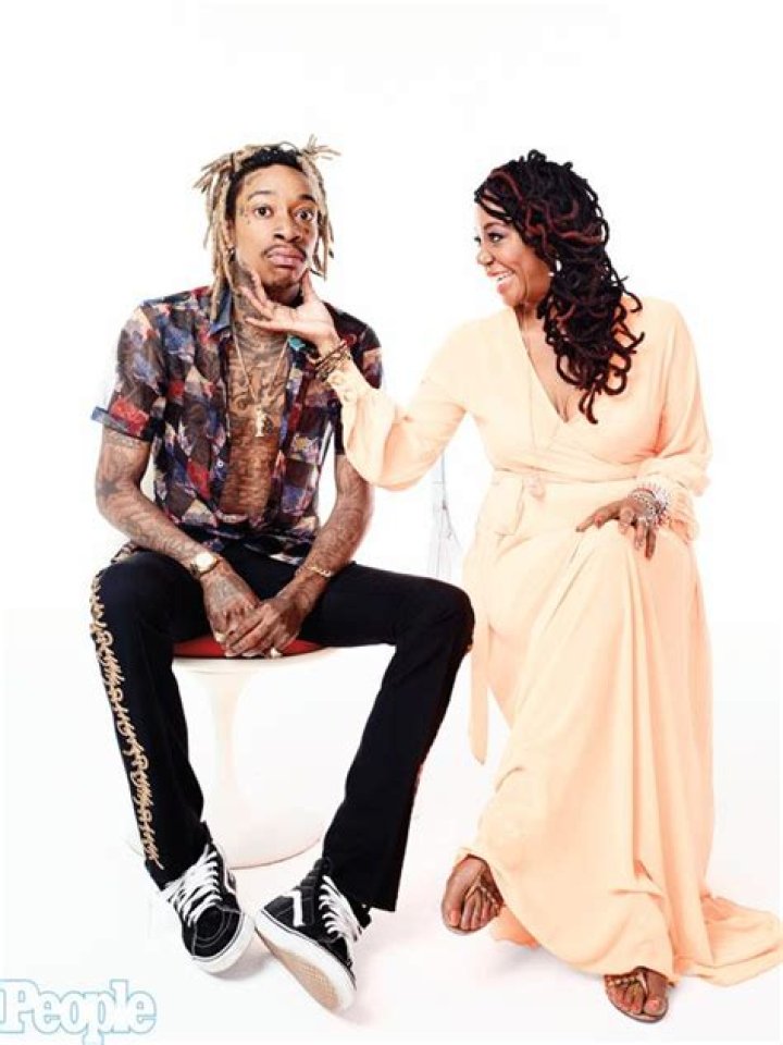 Wiz Khalifa brought his mom, Peachie Wimbush, and his young son